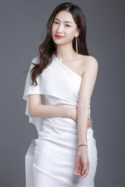 We Share Knowledge Among The World